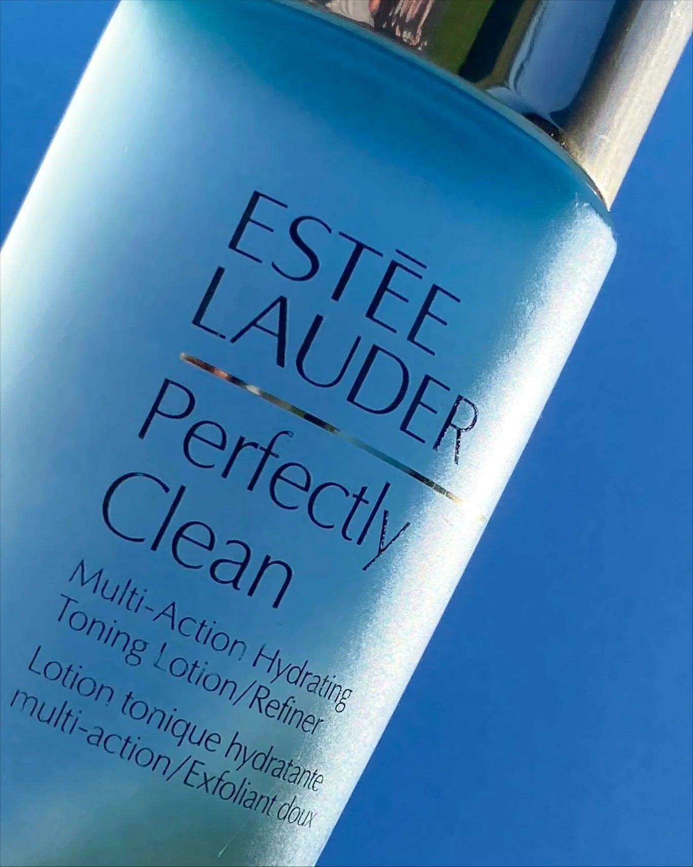 Estée Lauder Perfectly Clean daudzfunkcionāls tonizējošs losjons/attīrītājs