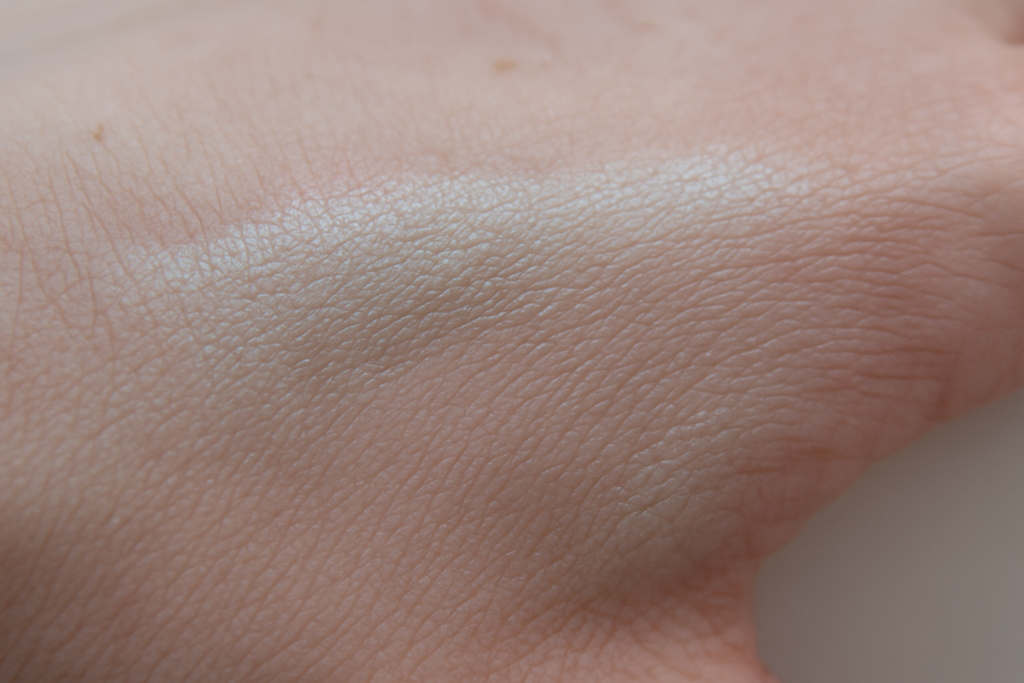 Помада Estée Lauder Pure Color Love – 601 Beam Me
