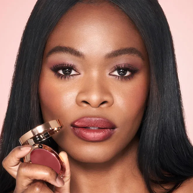 Charlotte Tilbury Pillow Talk lūpu un vaigu spīdums – Colour of Passion