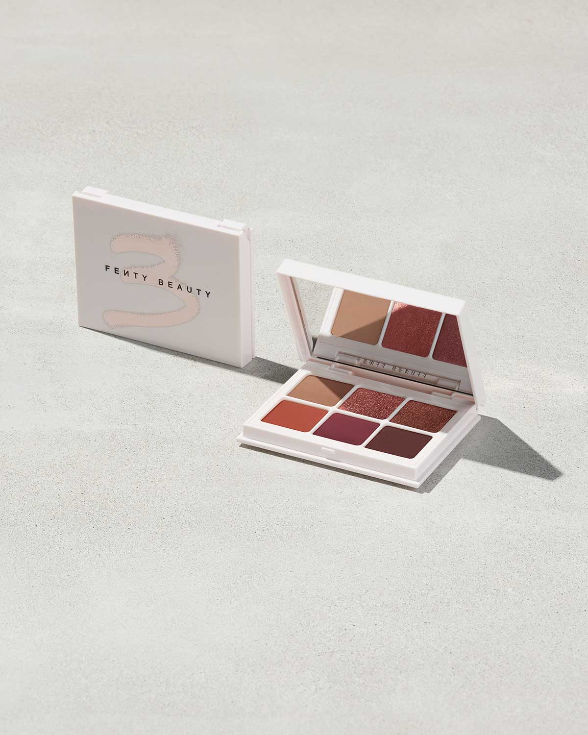 Fenty Beauty Snap Shadows Mix & Match acu ēnu palete – dziļi neitrāli toņi
