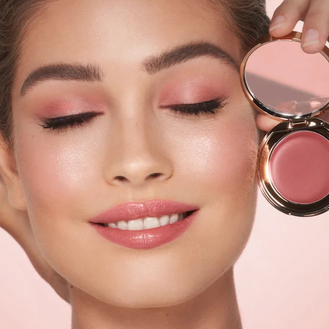 Charlotte Tilbury Pillow Talk lūpu un vaigu spīdums – Colour of Dreams
