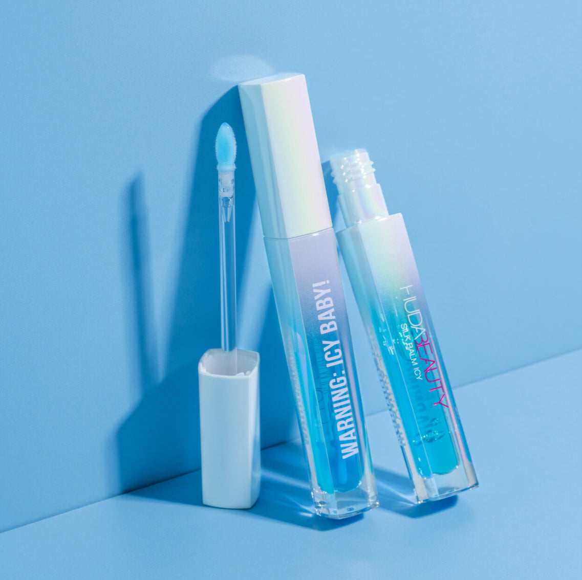 Huda Beauty Silk Balm Icy Cryo-Plumping lūpu balzams